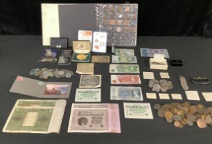 Coins - British and overseas, a quantity of 19th and 20th century coins and bank notes including