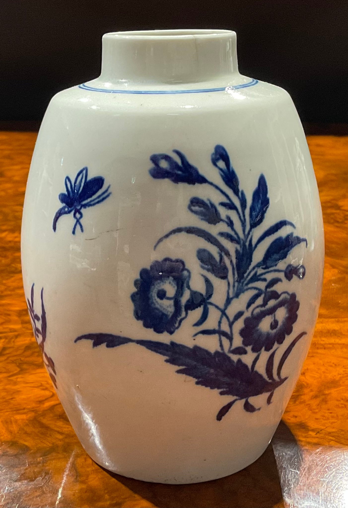 A Worcester Fence pattern ovoid tea canister, decorated in underglaze blue, crescent mark, 12.5cm - Image 10 of 14