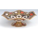 A Royal Crown Derby Imari palette 1128 pattern fluted circular pedestal comport, solid gold band,