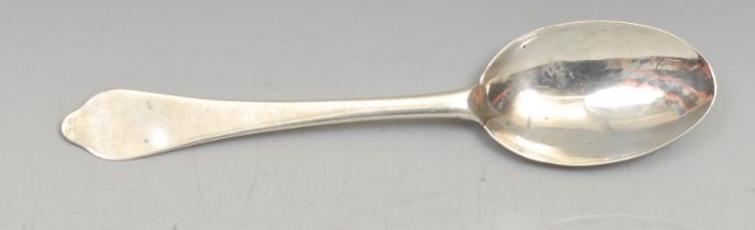 A Queen Anne silver Dog Nose pattern spoon, rat tail bowl, 18.5cm long, c.1705