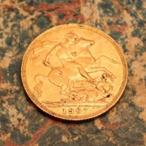 Coins - Edwardian gold sovereign, 1907