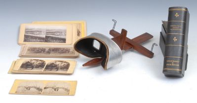 Photography - The Stereoscope - an early 20th century stereoscopic viewer, Underwood & Underwood,