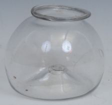 Apothecary and Pharmaceutical Interest - a George III medical leech glass, 8.5cm high, early 19th