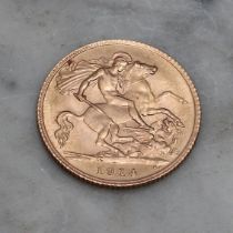 Coins - A George V gold half sovereign, 1914, George and the Dragon to verso