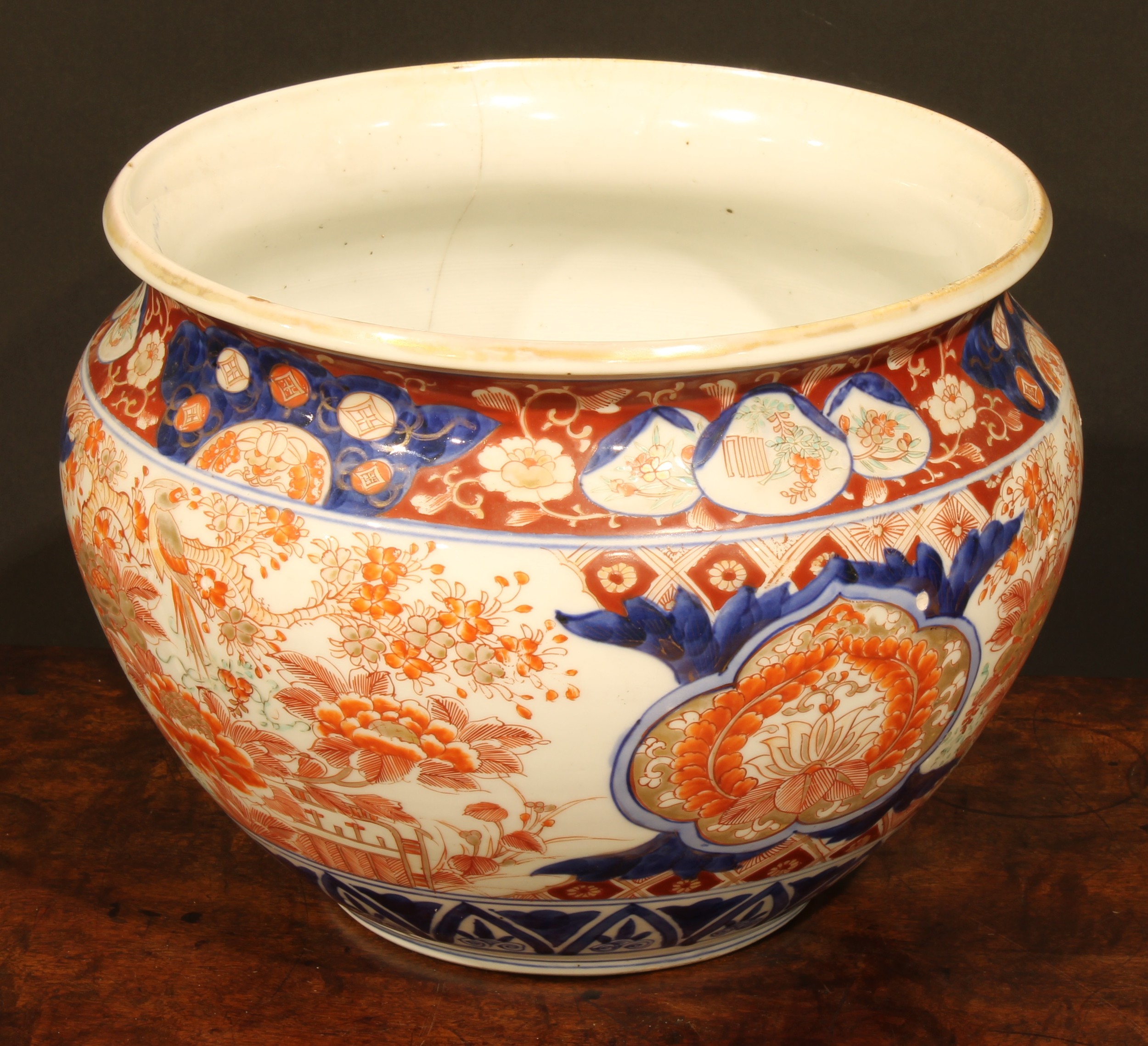 A Japanese ovoid jardiniere, painted in the Imari palette, 26cm diam, Meiji period - Image 2 of 4