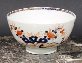 A Bow Imari pattern porcelain bowl, painted with stylised birds and flowers, picked out in gilt,