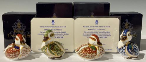 A Royal Crown Derby paperweight, Bakewell Duckling, Sinclairs exclusive limited edition April 1998 -
