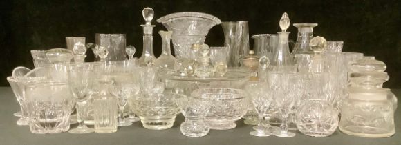 Glassware - a George III toasting glass, etched bowl, knopped stem, domed circular foot; a