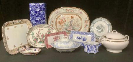 A set of seven Aesthetic Movement dinner plates, Satsuma pattern, Bates, Gildea & Walker, c.1880;