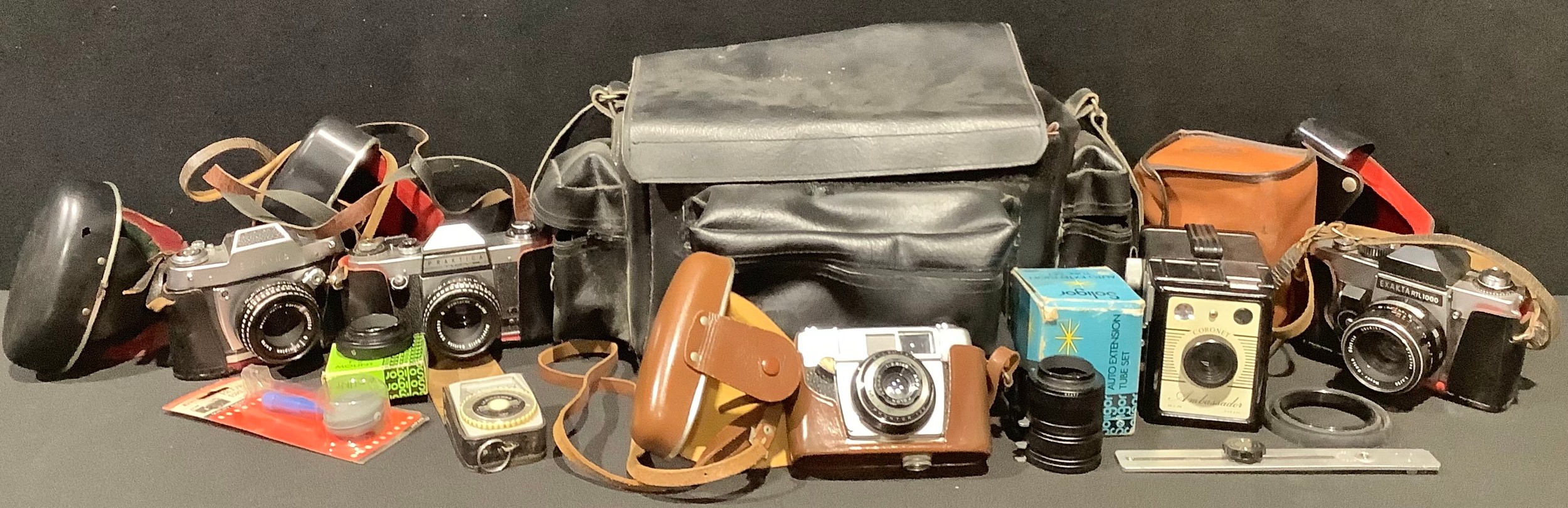 A Praktica 35mm camera, Nova; an Exa 11b 35mm camera; an Exakta RTL 1000 35mm camera; an Agfa