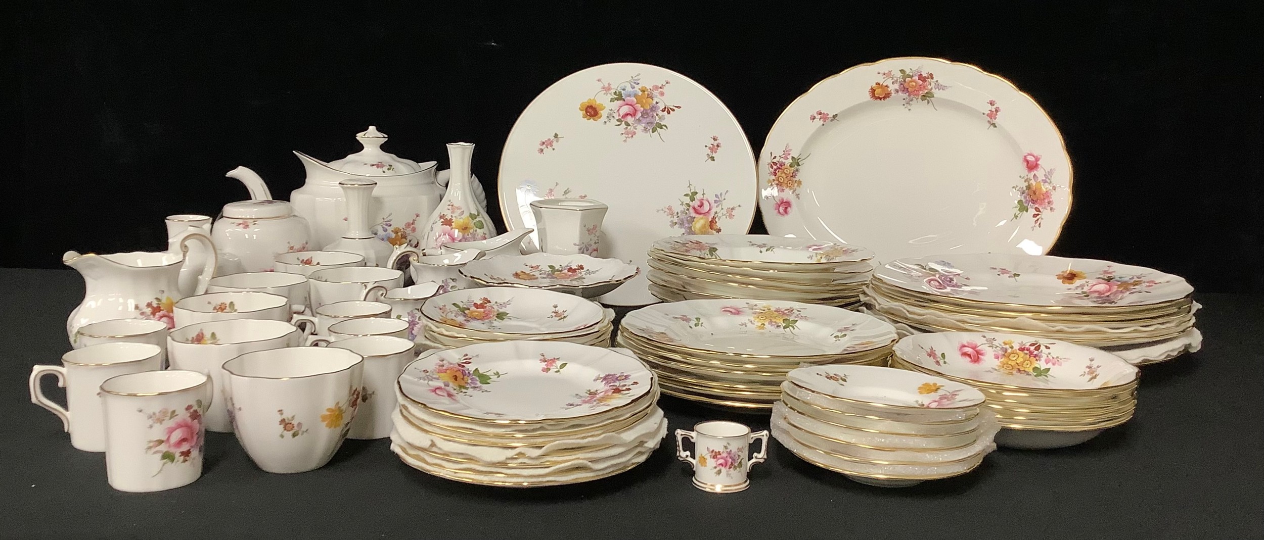 A Royal Crown Derby Posies pattern dinner and tea service, comprising cake stand, serving platter,