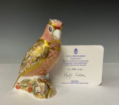 A Royal Crown Derby paperweight, Cockatoo, specially commissioned, limited edition 546/2,500, gold
