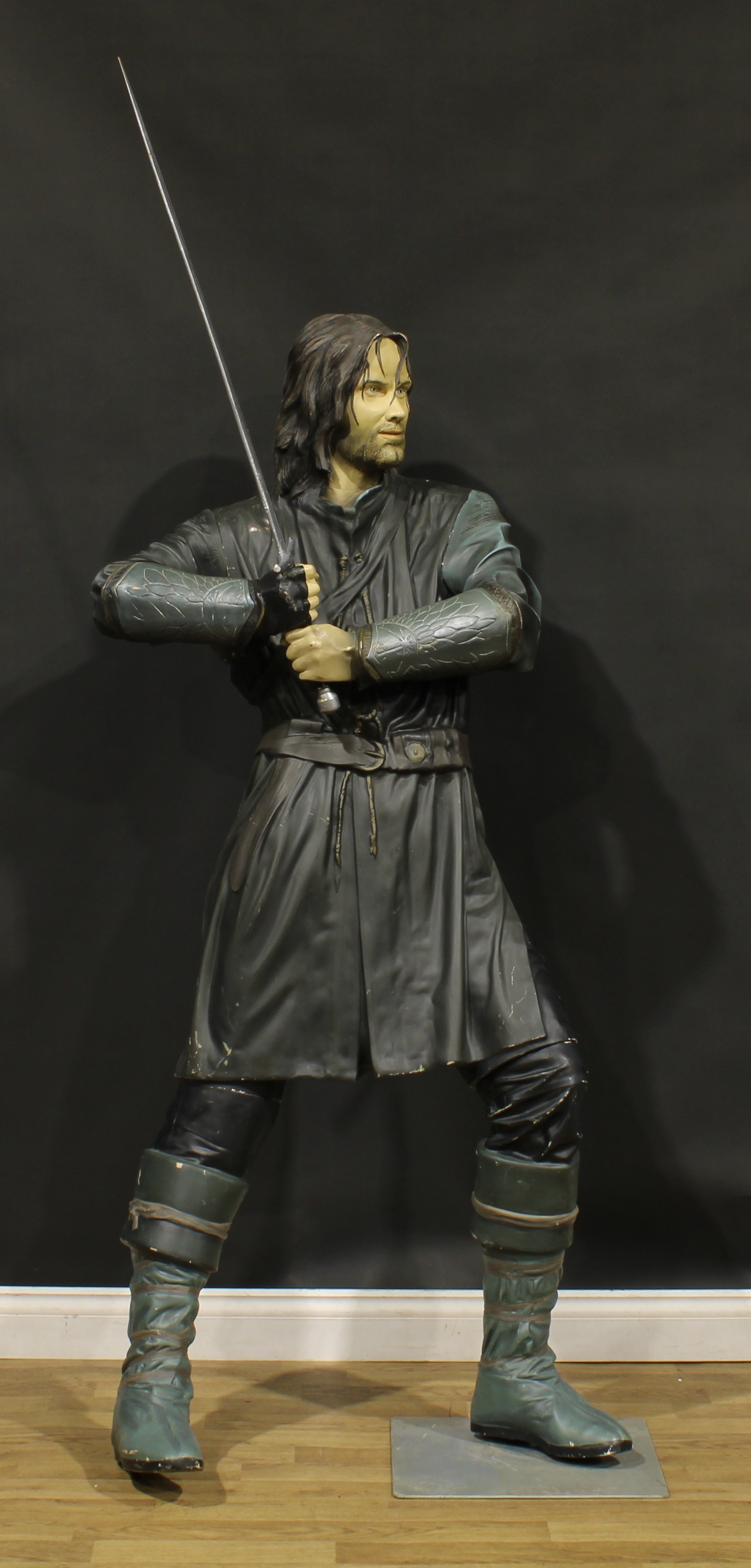 Film & Movie Interest, Lord of the Rings - a large replica statue of Aragorn, approximately 174cm - Image 3 of 5