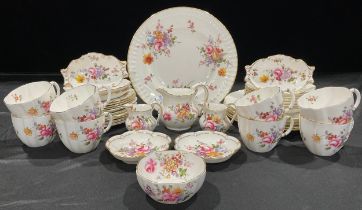 A Royal Crown Derby Posies pattern tea service, comprising a scalloped edge cake plate, 26cm, five