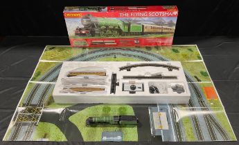 Toys & Juvenalia - Hornby OO Gauge R1167 The Flying Scotsman train set, boxed