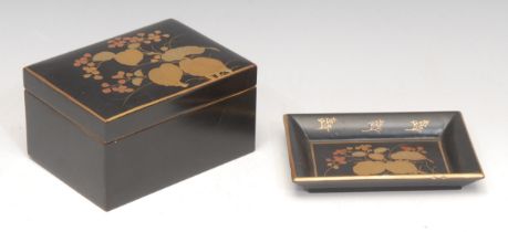 A Japanese lacquer box, cover and tray, decorated in gilt with flowers and leaves, 11cm wide,