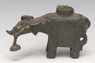 A Chinese bronze vessel, cast as a beast in the Archaic taste, 13cm long