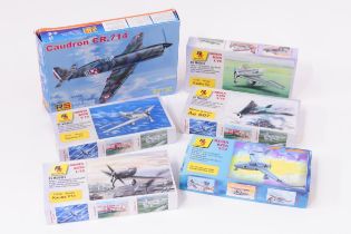 Model Making, Aviation Interest, The Late John Burgess Collection of Model Kits - RS Models 1:72