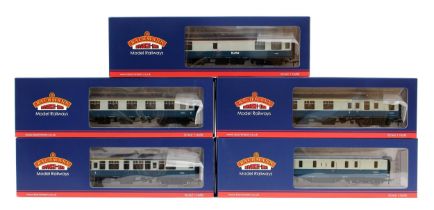 Bachmann Branch-Line Model Railways OO Gauge coaches, comprising 34-332 50ft ex-LMS full brake