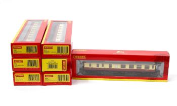 Hornby OO Gauge coaches, comprising R4188D BR 68ft dining car, window boxed; R4447B BR (ex LMS)