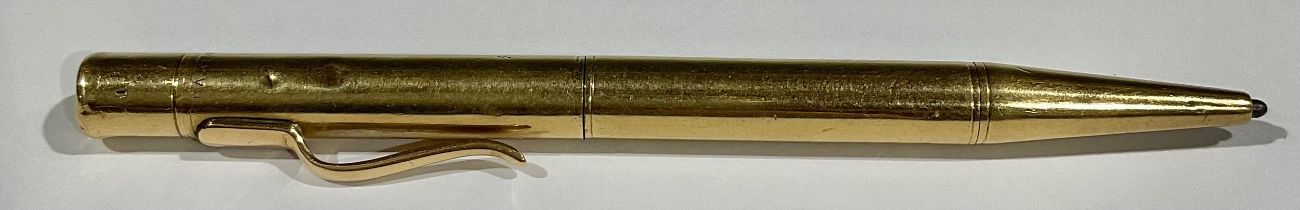 A Baker's Pointer 9ct gold pen