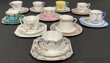 A colletion of Shelley trios, including Crabtree , Juno, Caprice, pattern 11612, pattern 11614,