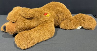 Toys & Juvenalia - a Steiff Urs brown bear/ braunbar, 90cm long