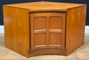A retro mid-20th century Nathan teak modular side cabinet, 51cm high, 172cm wide overall (102.