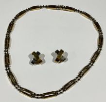 Jewellery - a 9ct gold necklace; two 9ct gold earrings, cross ribbon shapes, 32g gross (3)