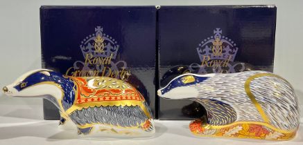 A Royal Crown Derby paperweight, Moonlight Badger, Collector's Guild exclusive, gold stopper, 16cm