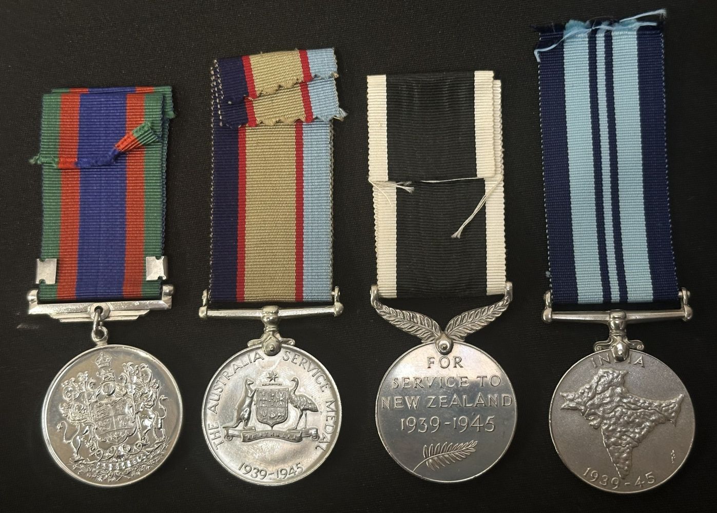 WW2 British Commonwealth Service Medals: Canada Volunteer Service Medal: New Zealand War Service - Image 2 of 4