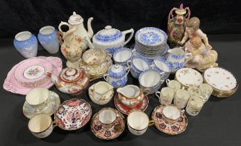 A Royal Worcester Roanoke coffee service for six, comprising coffee pot, cream jug, sugar bowl,