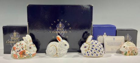 A Royal Crown Derby paperweight, Baby Rowsley Rabbit, Sinclairs' exclusive limited edition, gold