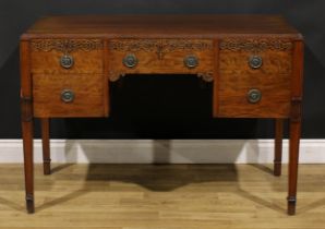 An early 20th century Regency Revival mahogany sideboard or serving table, 76.5cm high, 114.5cm