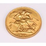 A George V full gold sovereign, 1913