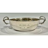 A sterling silver two-handled bowl, scroll handles, Sheffield, 1964, 100g