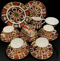 Royal Crown Derby 1128 pattern tea set for five including five tea cups and saucers, side plates,