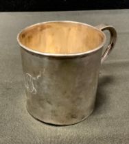 An Edwardian silver cup, Henry Stratford Ltd, Sheffield 1910, 120g gross