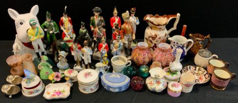 Decorative ceramics including Royal Crown Derby ‘Derby posies’ trinket dishes , a pair of compressed