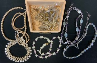Jewellery - silver chains, Tahitian pearls; etc