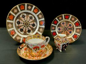 Royal Crown Derby - 1128 Imari plate, 21.5cm diameter, seconds, similar 16cm side plate, firsts,