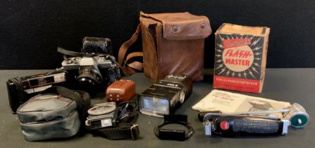 Cameras - Coronet Flash Master, 120 film camera, original car box, Yashica FR 35mm slr body, 50mm