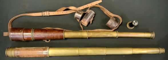 A WW1 four draw telescope, R and J.Beck Ltd, London, no. 6041, with interchangeable optic, leather