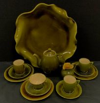 Linthorpe majolica green glazed tea ware including tea pot, tea cup, coffee cans, saucers and tea