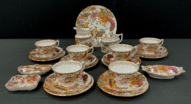 A Royal Crown Derby Avesbury pattern tea set, for six inc milk jug, sucrier and cover, cups, saucers