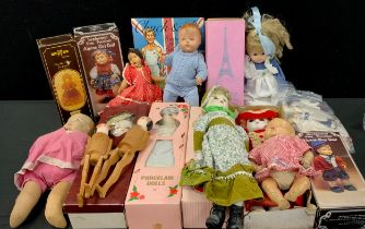 Toys & Dolls - Dolls early 20th century and later inc revolving head smiling and crying face