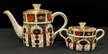 Royal Crown Derby 1128 ‘Old Imari’ tea pot and sugar pot with lid, firsts (2)