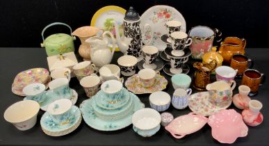 Mid century ceramics including; Royal Albert tea service, Royal Winton tea ware, a swan jug, 18cm