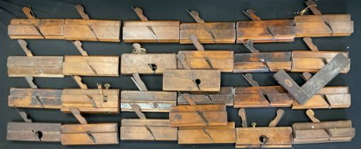 Vintage Woodworking / Carpentry tools - moulding, moving filleted type planes, and rebate planes,