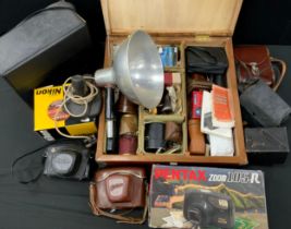 Cameras and equipment - A Pentax Asahi Spotmatic, Edixa Flex 50mm, Vest pocket Kodak, other
